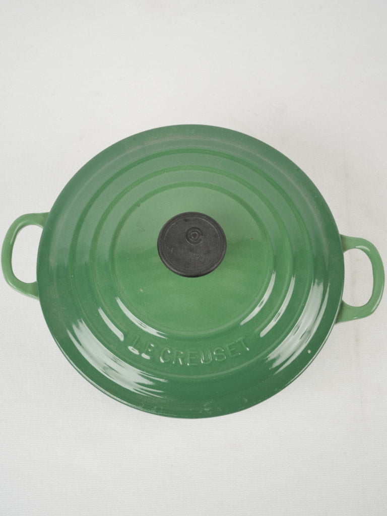 Quality vintage green enamel pot