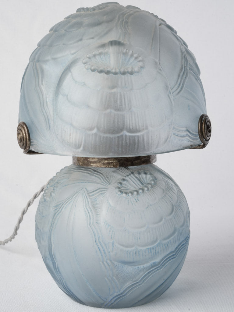 Subtly bluish French table lamp
