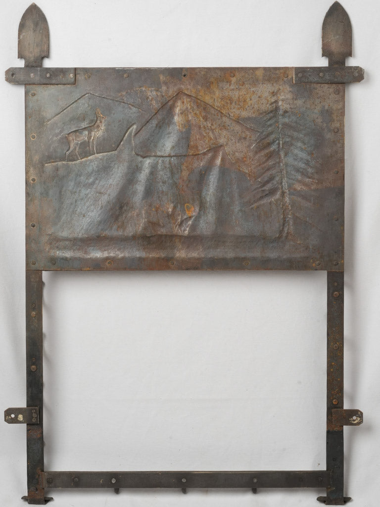 Period-style decorative deer holder