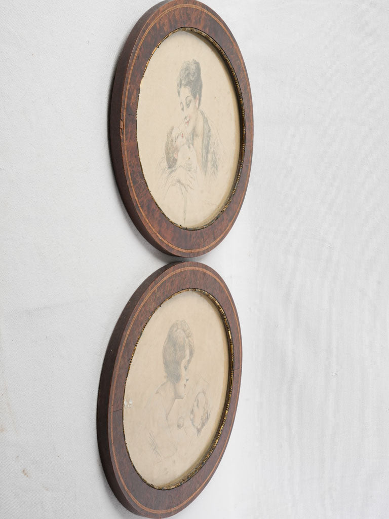 Exquisite maternal love, antique collection