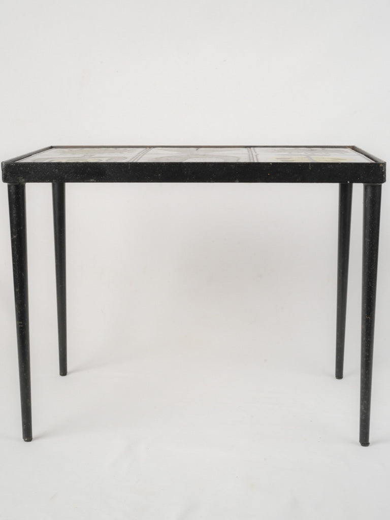 Artistic twin-designed table