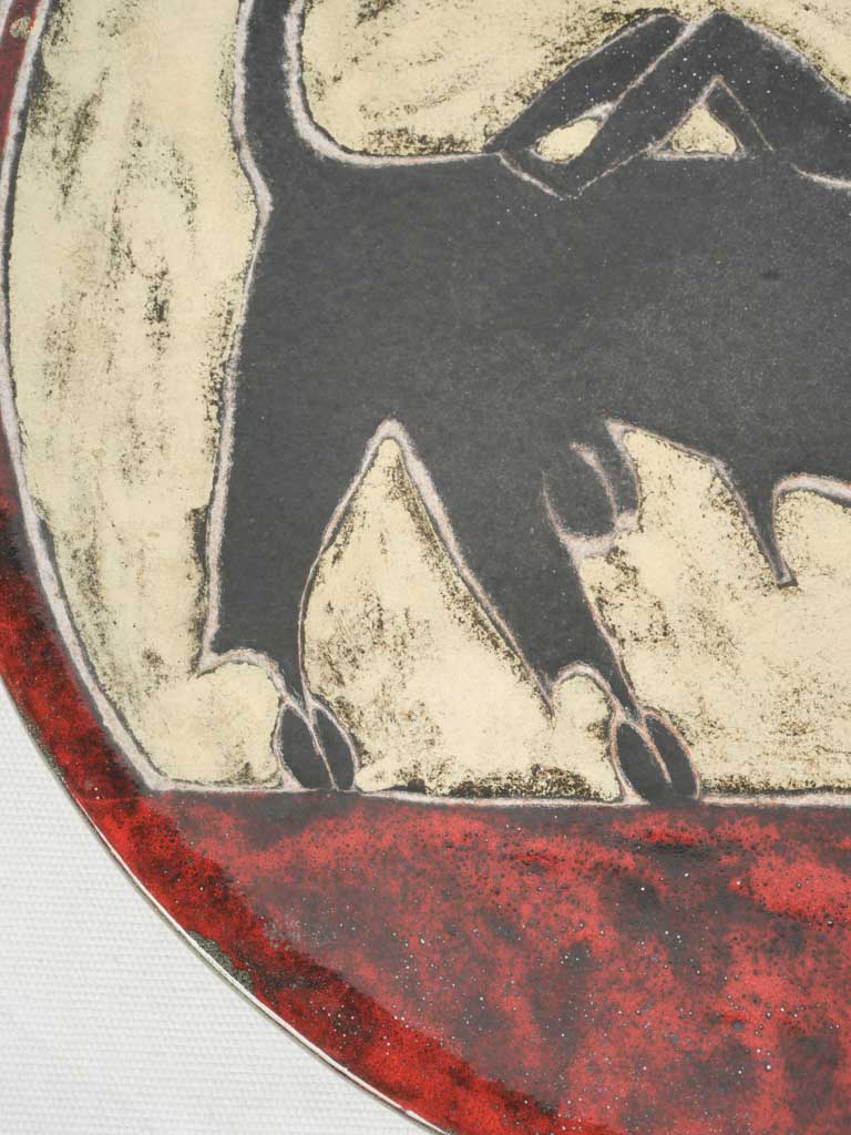 Dynamic narrative ceramic dishware
