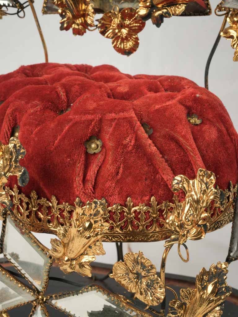 Luxurious symbolic ornate mantelpiece accessory