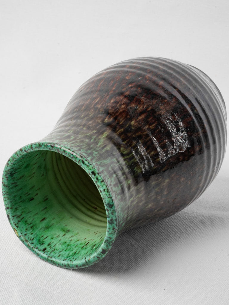 Textured postwar French vessel