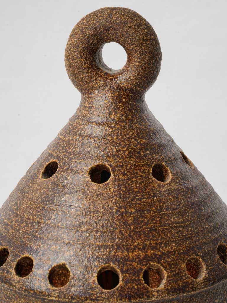 Elegant looped finial hanging light