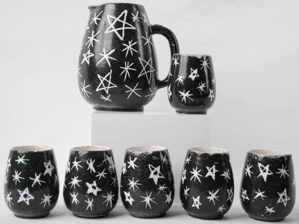 Elegant decorative drinkware set