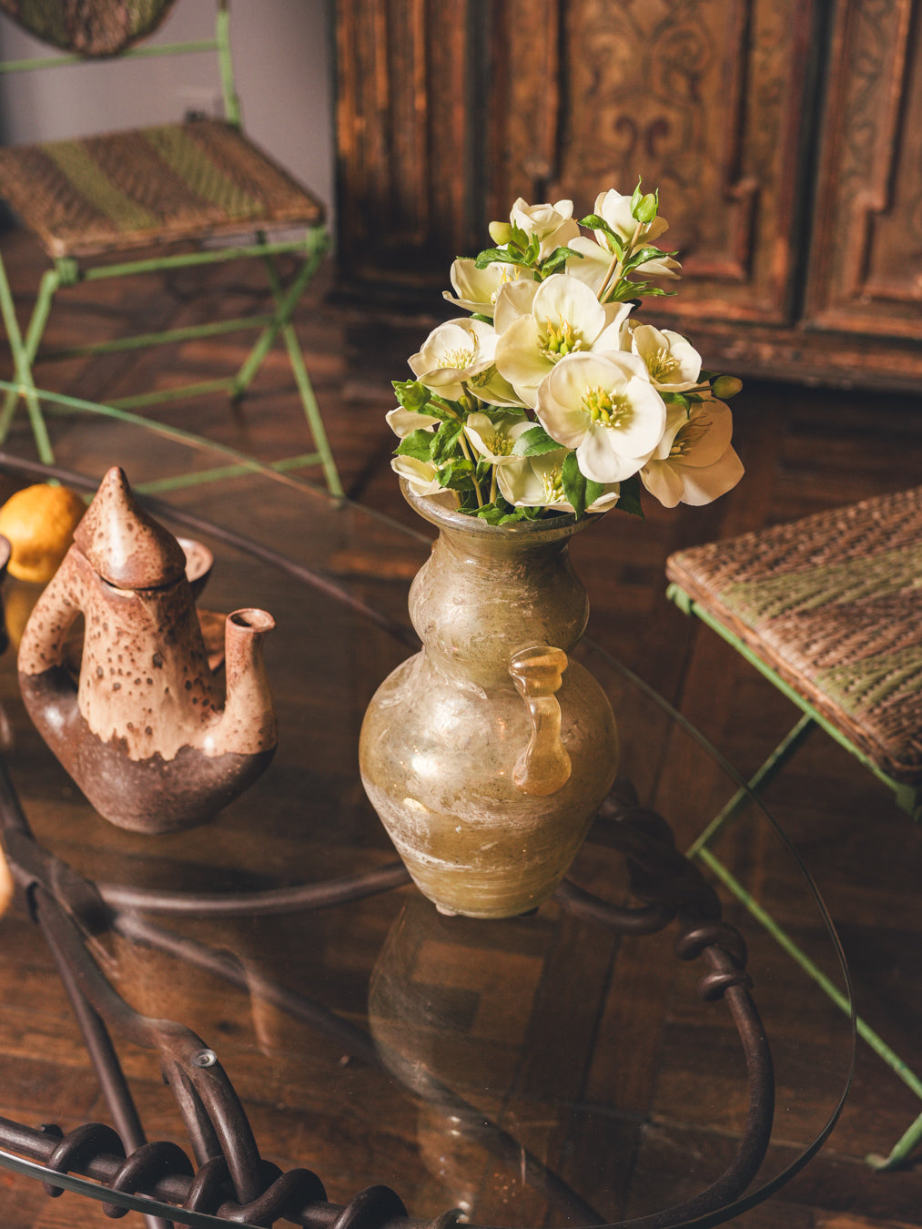 Elegant Venetian scavo glass vase