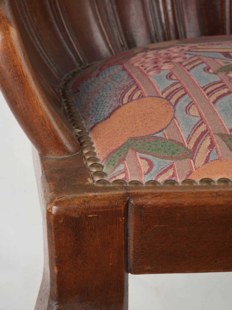 Decorative French-style bathroom chair