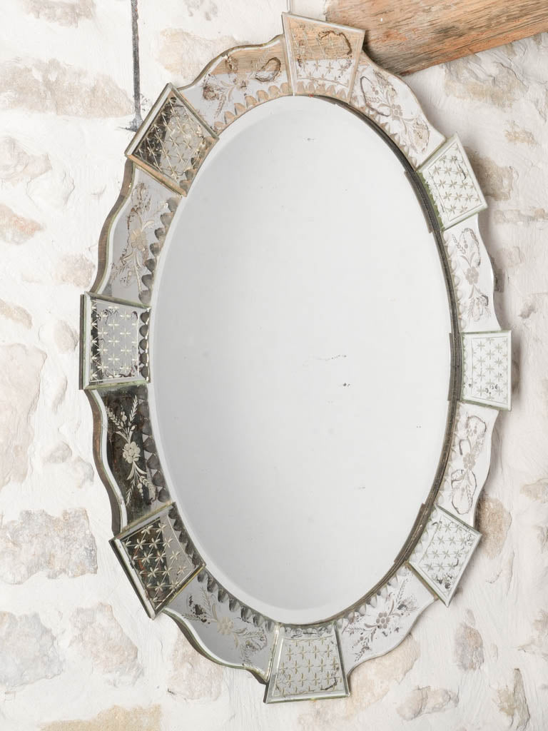 Impressive Early 20th Century Venetian-Style Oval Mirror - 39½" x 32"