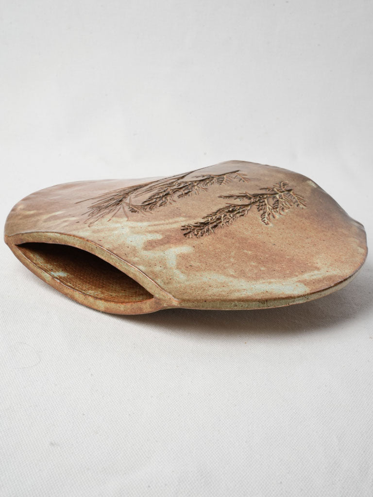 Elegant Provençal pottery vase