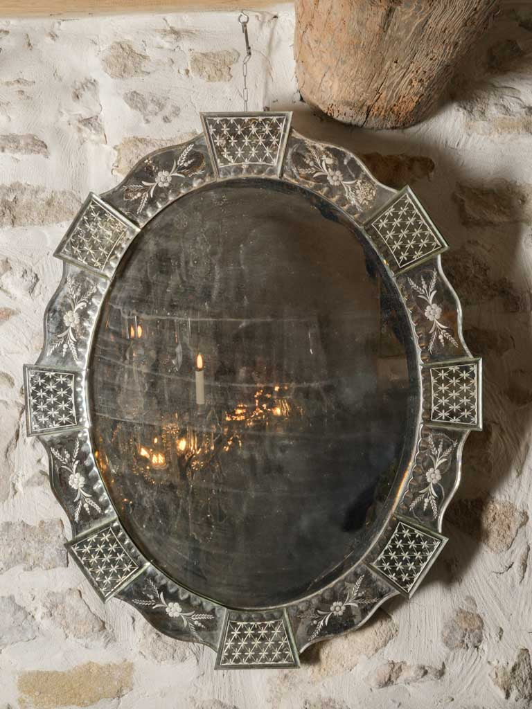 Impressive Early 20th Century Venetian-Style Oval Mirror - 39½" x 32"