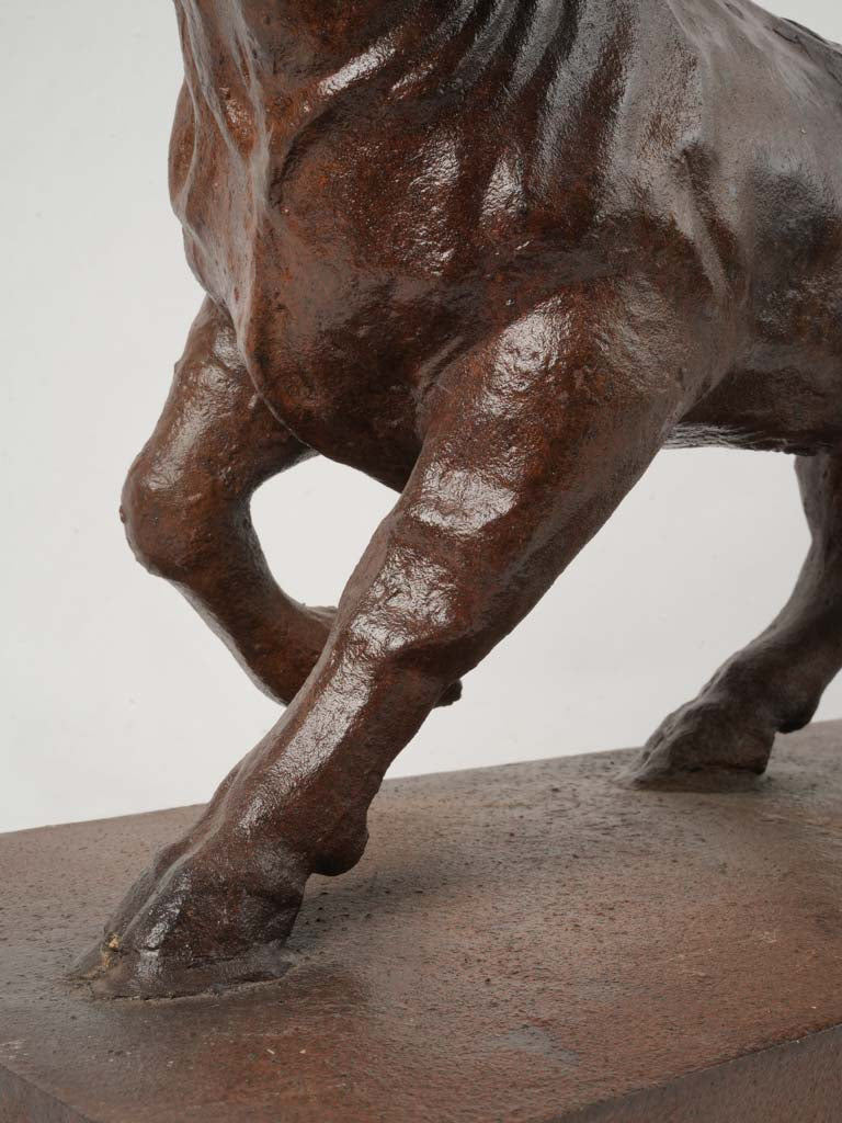 Graceful Animalier movement bull statue