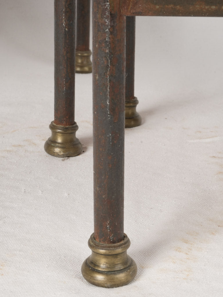 Sophisticated slender metal tables