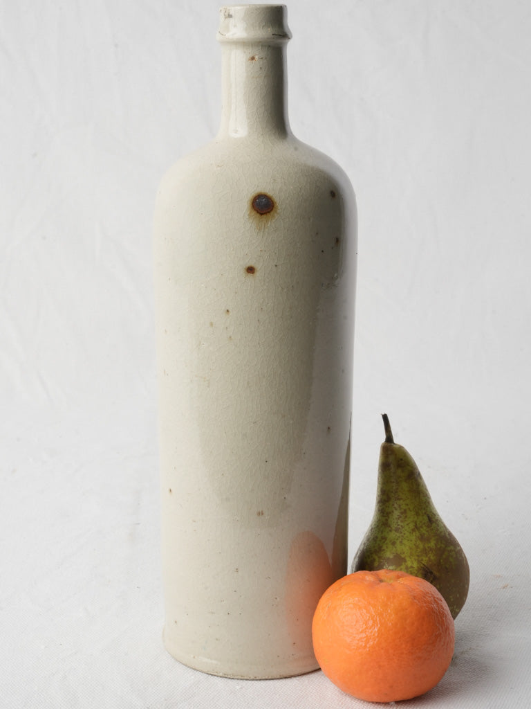 Luminous elegant stoneware vase