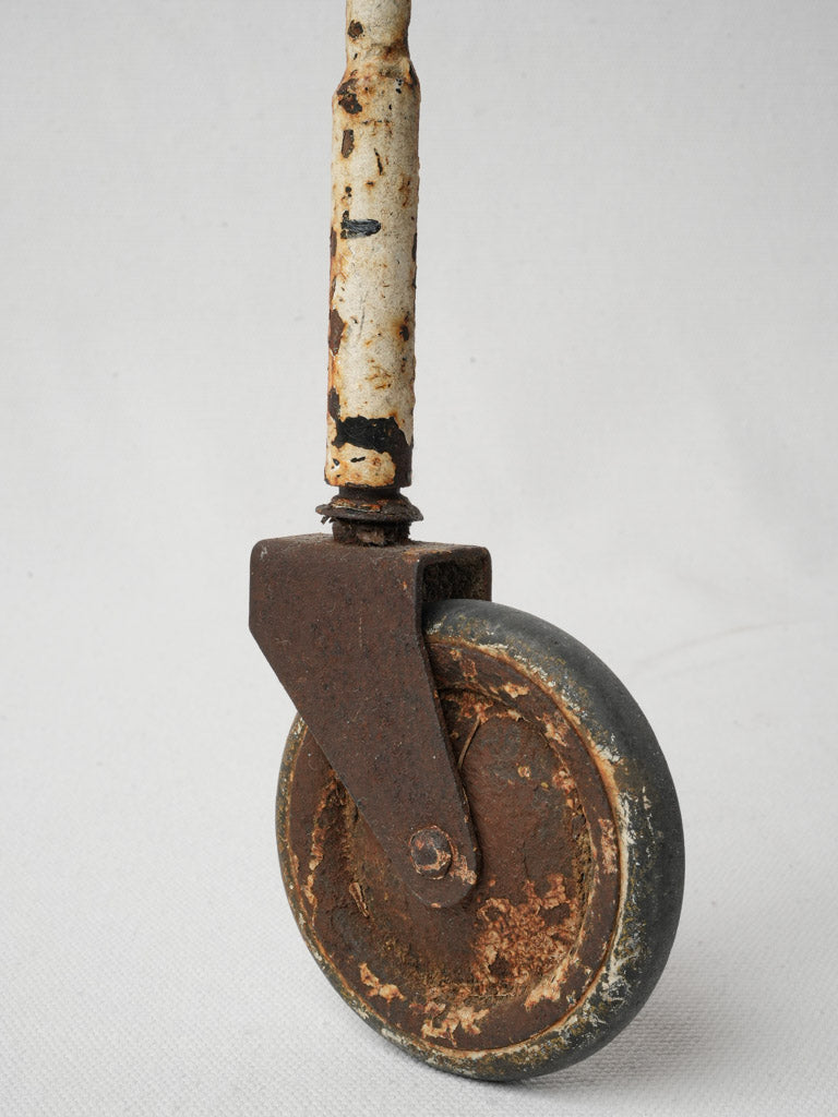 Unique 1950s alfresco entertaining cart