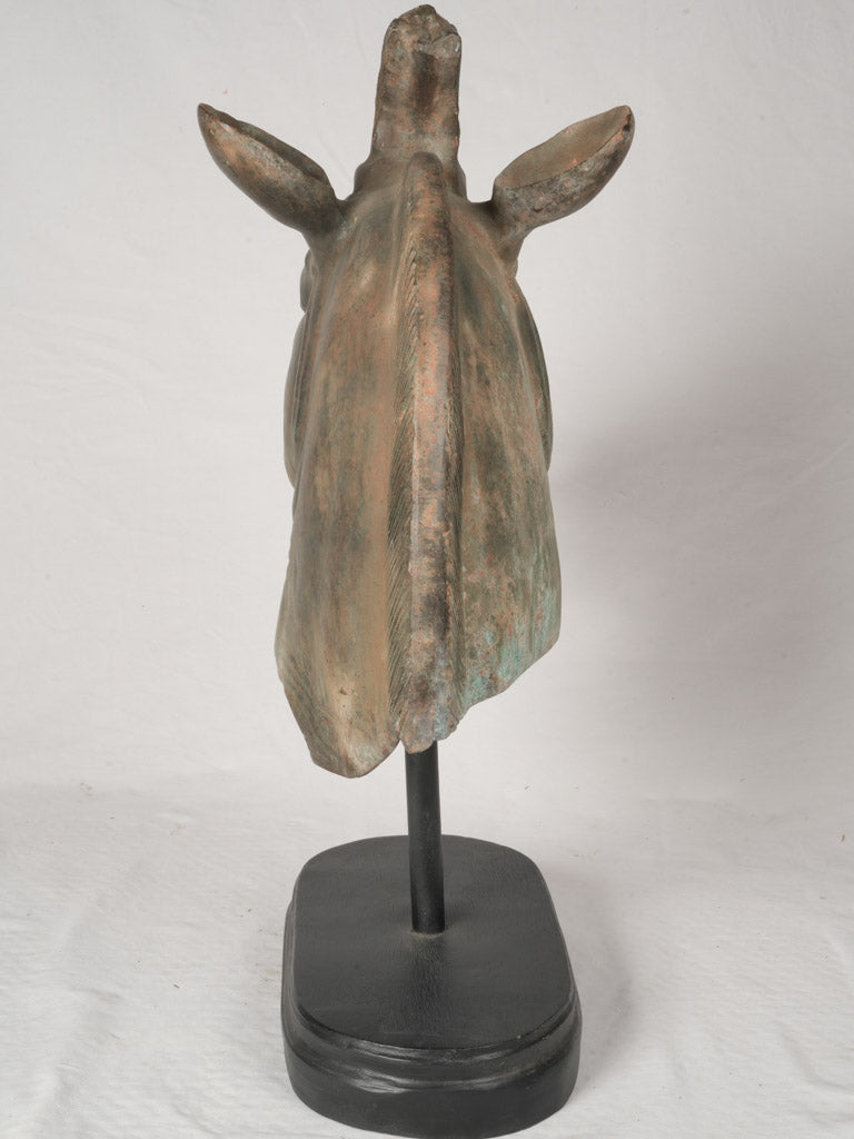 Noble horse head decor sculpture