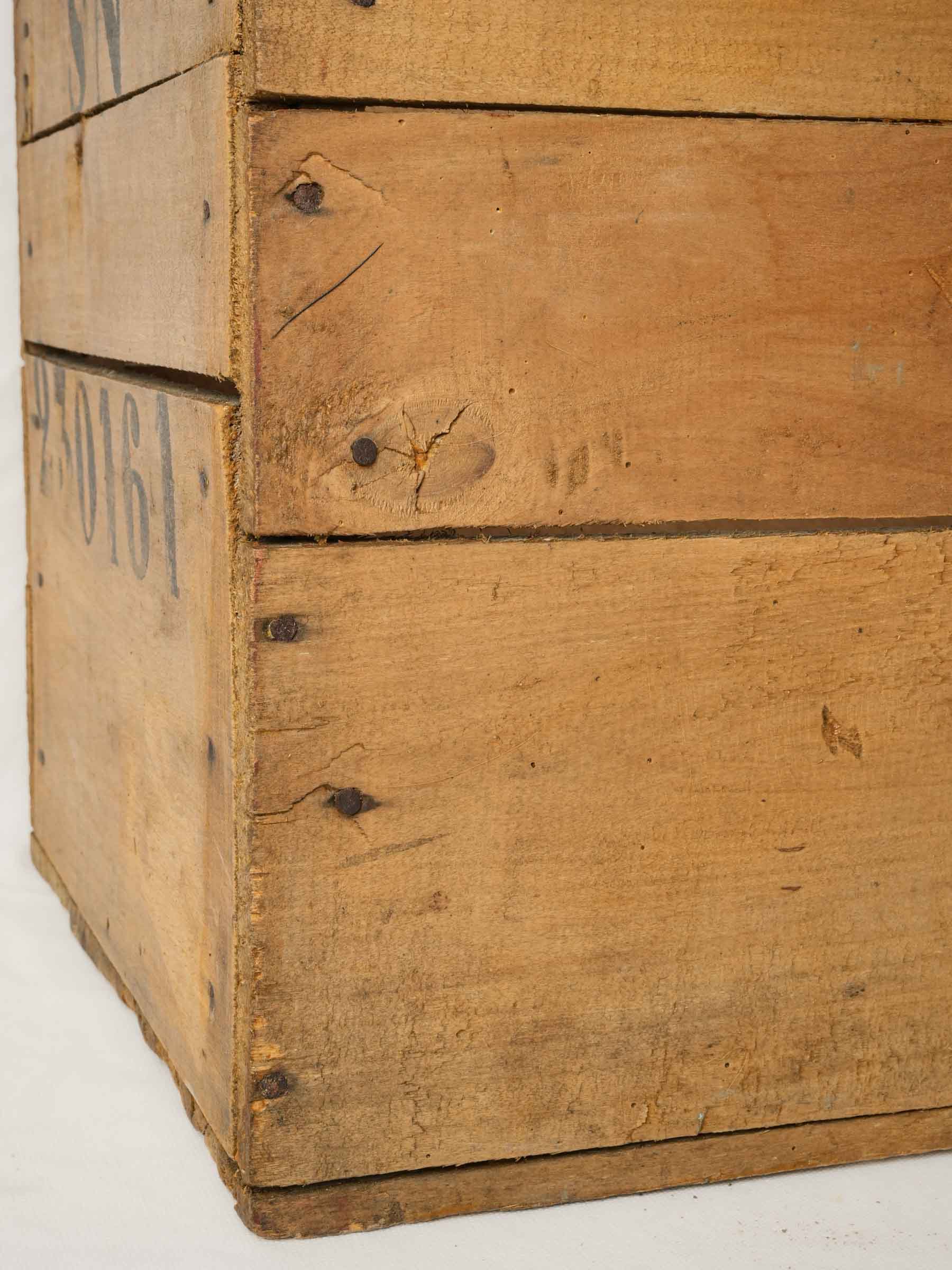 Large Canard-Duchêne Champagne Shipping Crate, Early 20th-Century - 18" x 32"