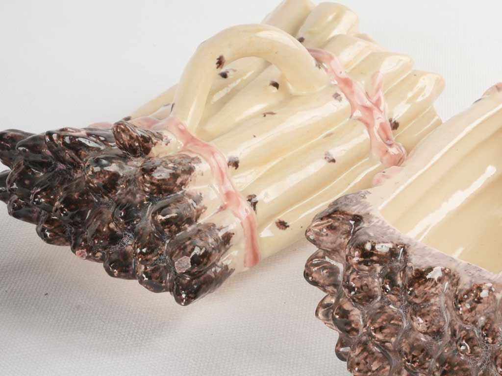 Majolica culinary collectible decoration