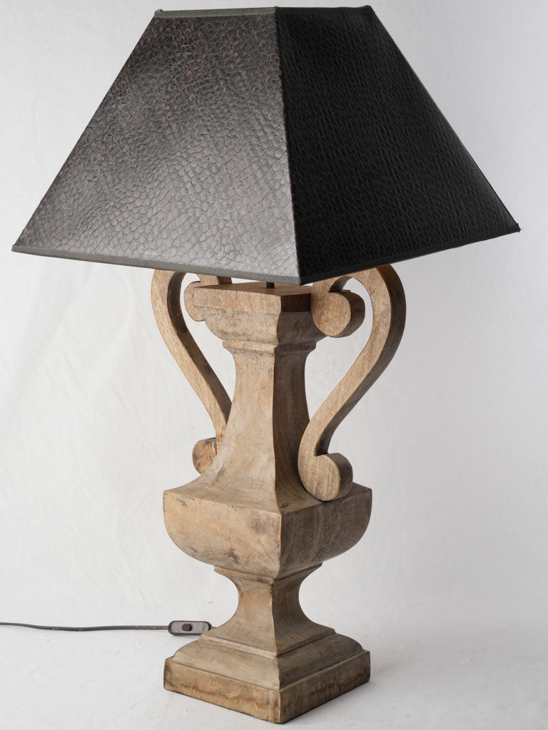 Retro scroll-handled wooden lamp