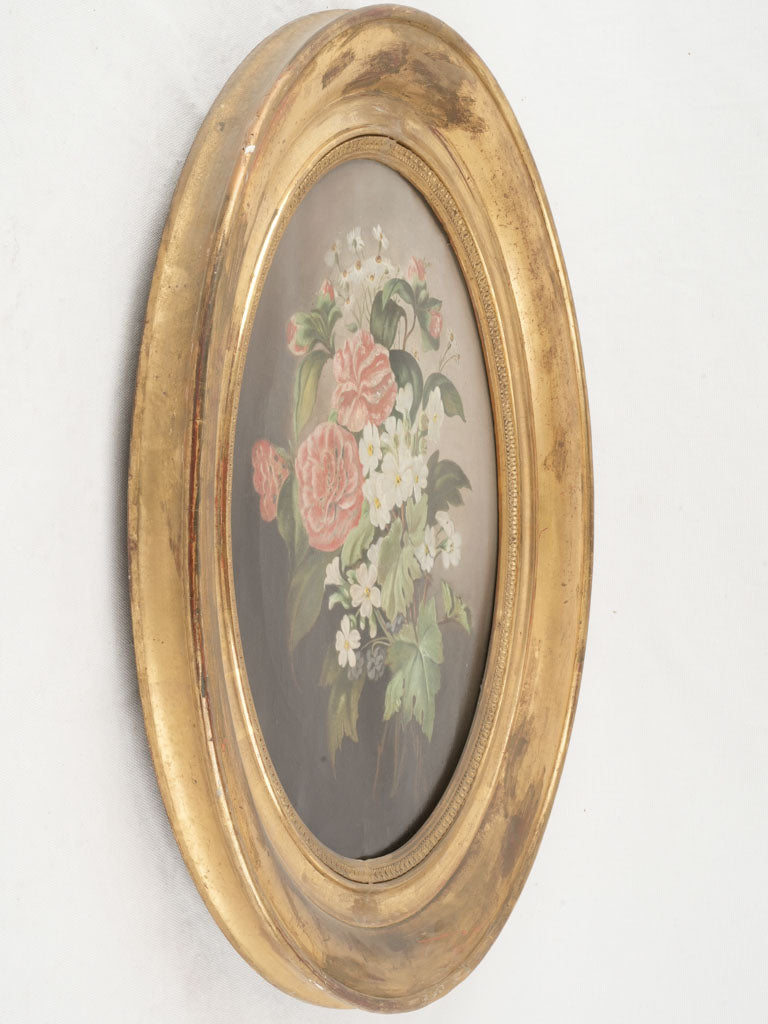 Vintage-style elegant floral piece