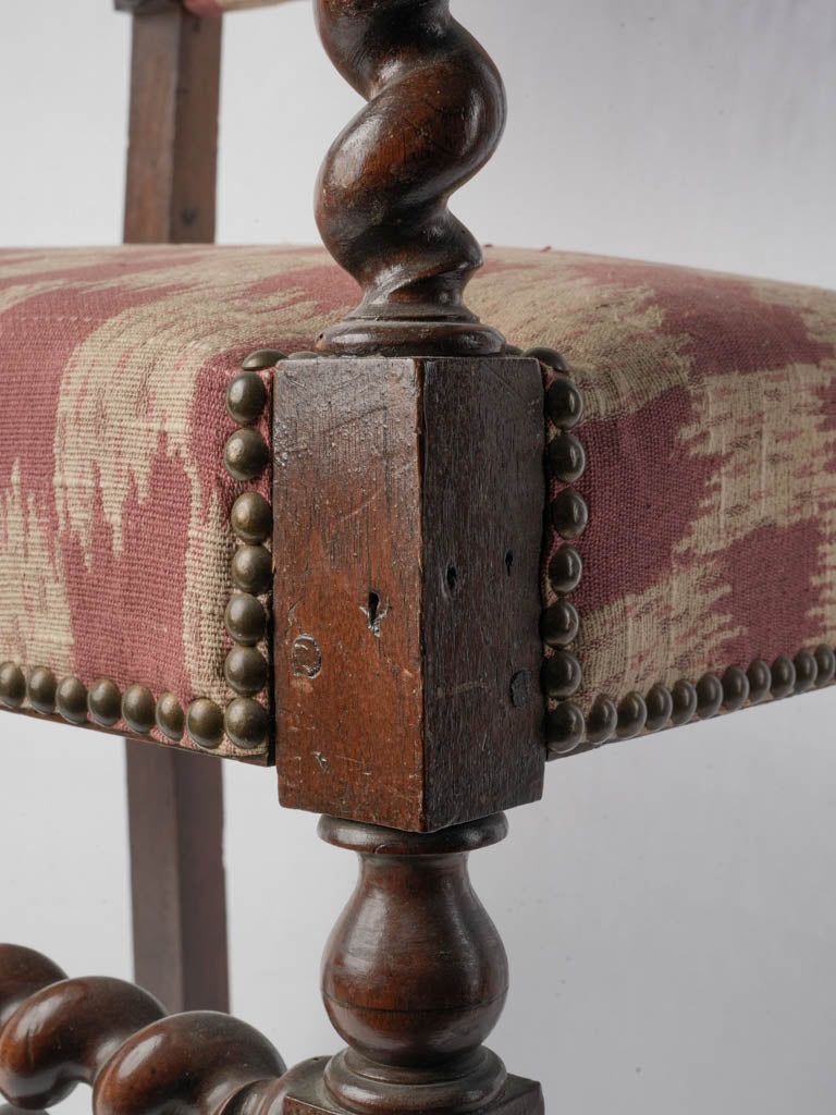 Structurally strong period armchair