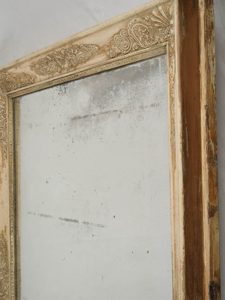 Elegant floral engraved mirror