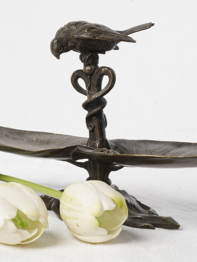 Finely detailed animalier sculpture