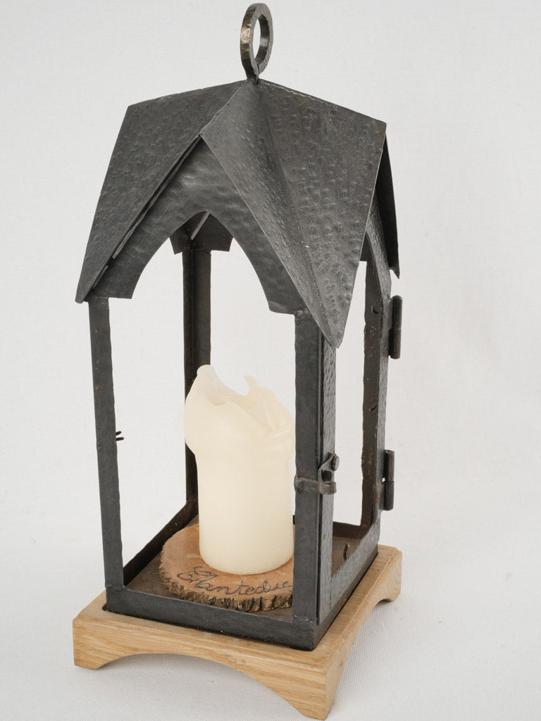 Chic farm-style candleholders