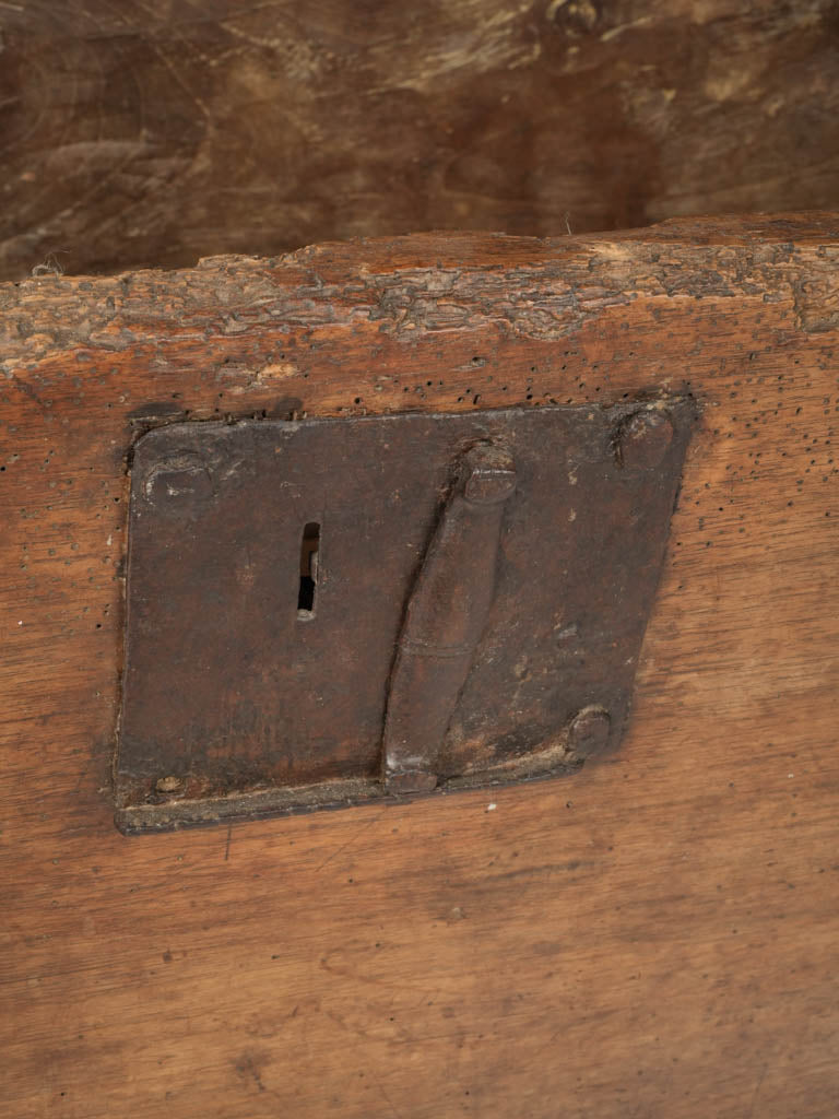Unique antique woodcraft stagecoach trunk