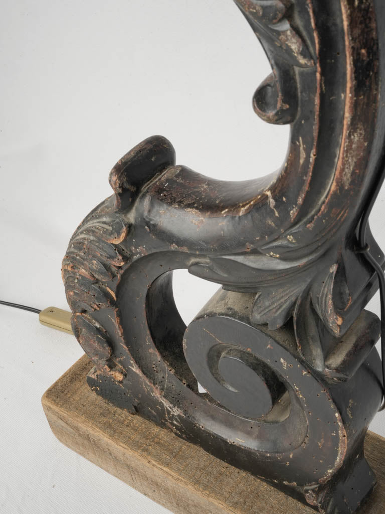 Intricate scrollwork design lamps
