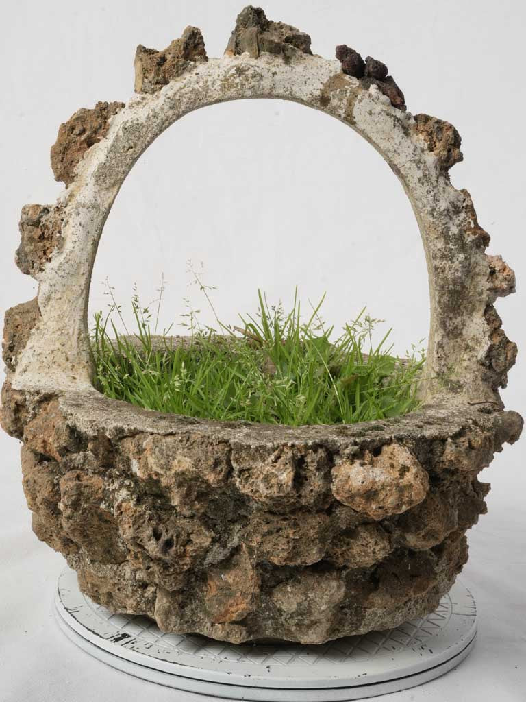 Rustic rocaille textured garden basket