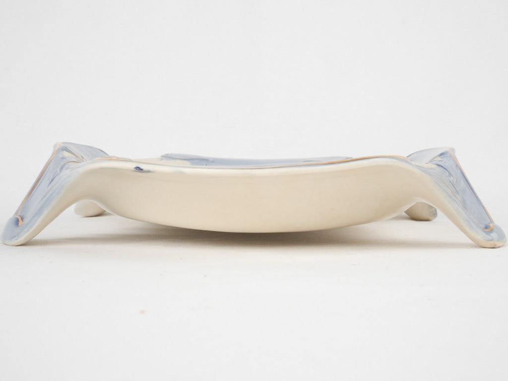 Ornate concentric-ring asparagus serving plate