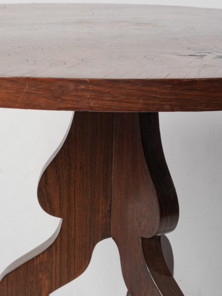 Timeless elegance French guéridon