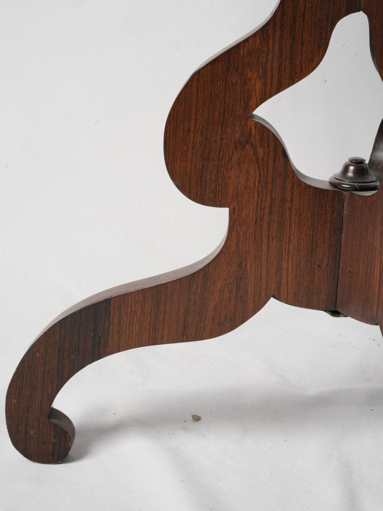 Naturalistic motif marquetry guéridon