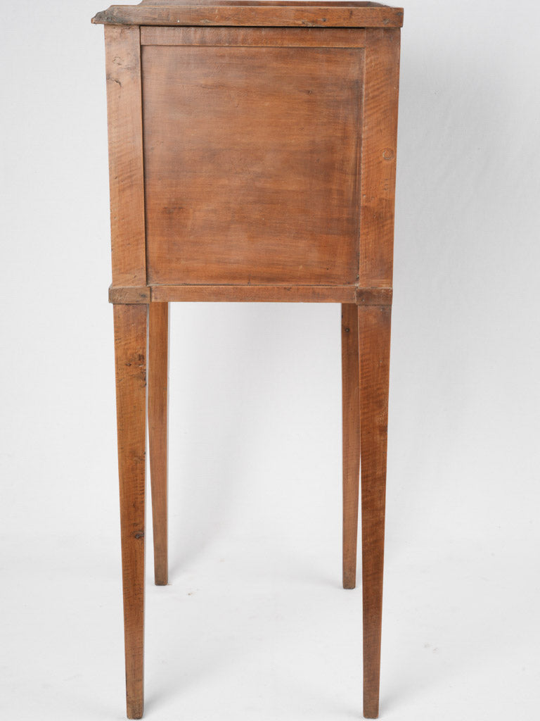 Historical brass-knobs eighteenth-century nightstand