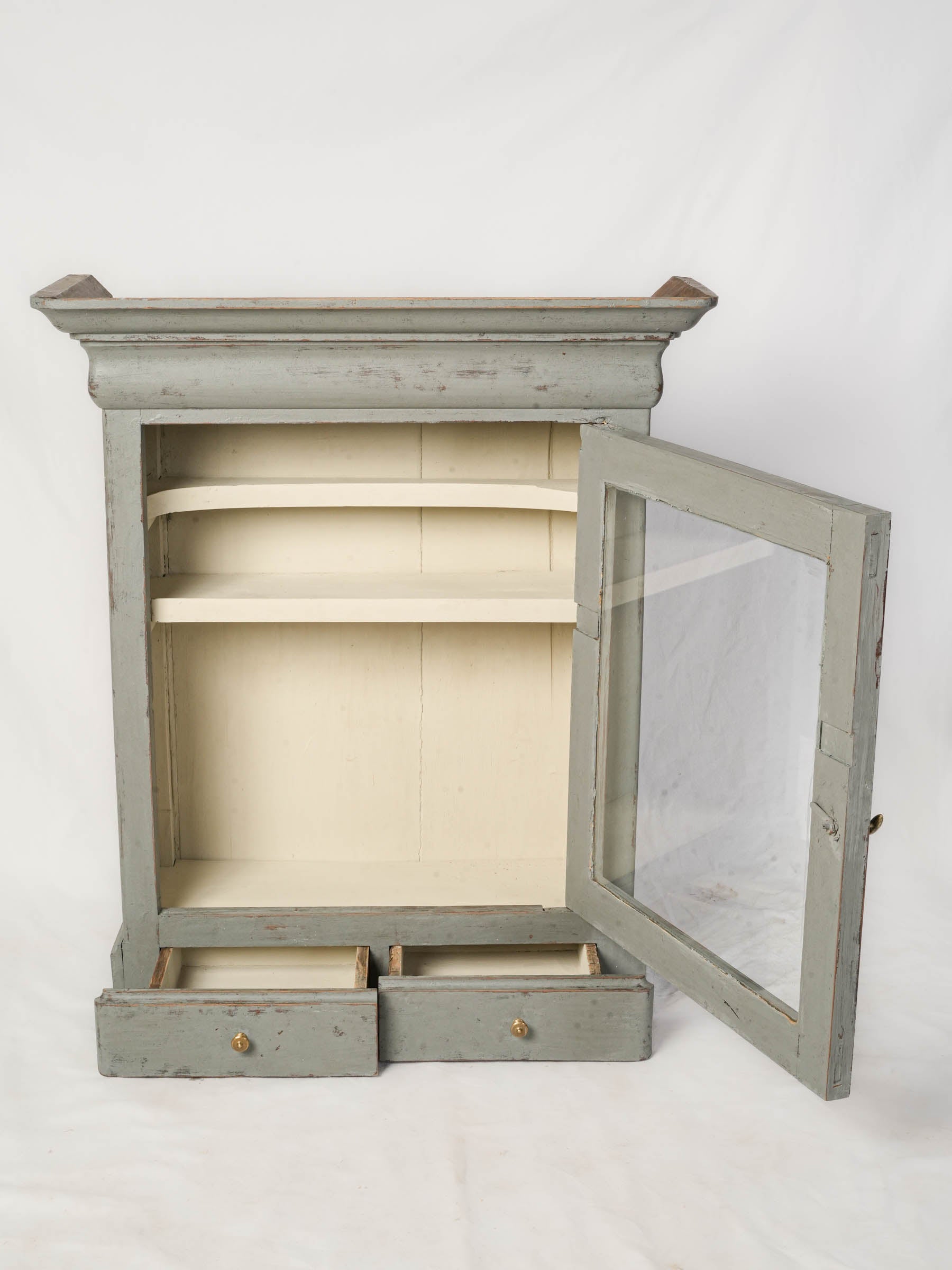 Petite Early 20th-Century Vitrine in French Grey - 33¾" x 28¾"