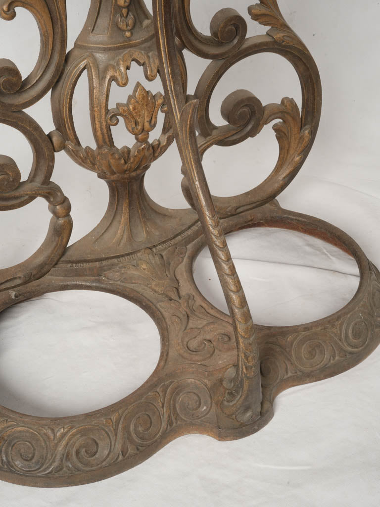 Historical charming entryway coat rack