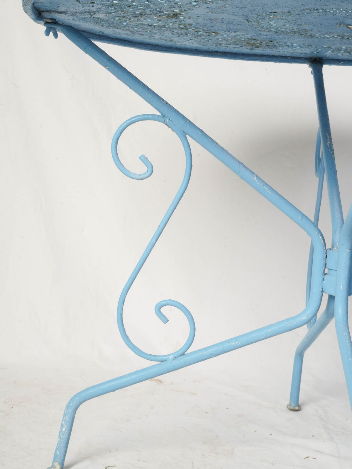Authentic aged wrought iron furniture
