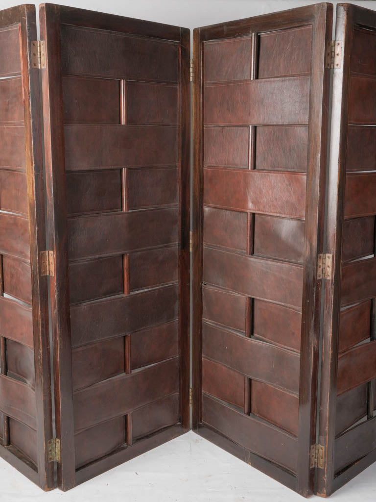 Luxurious leather and wood paravent