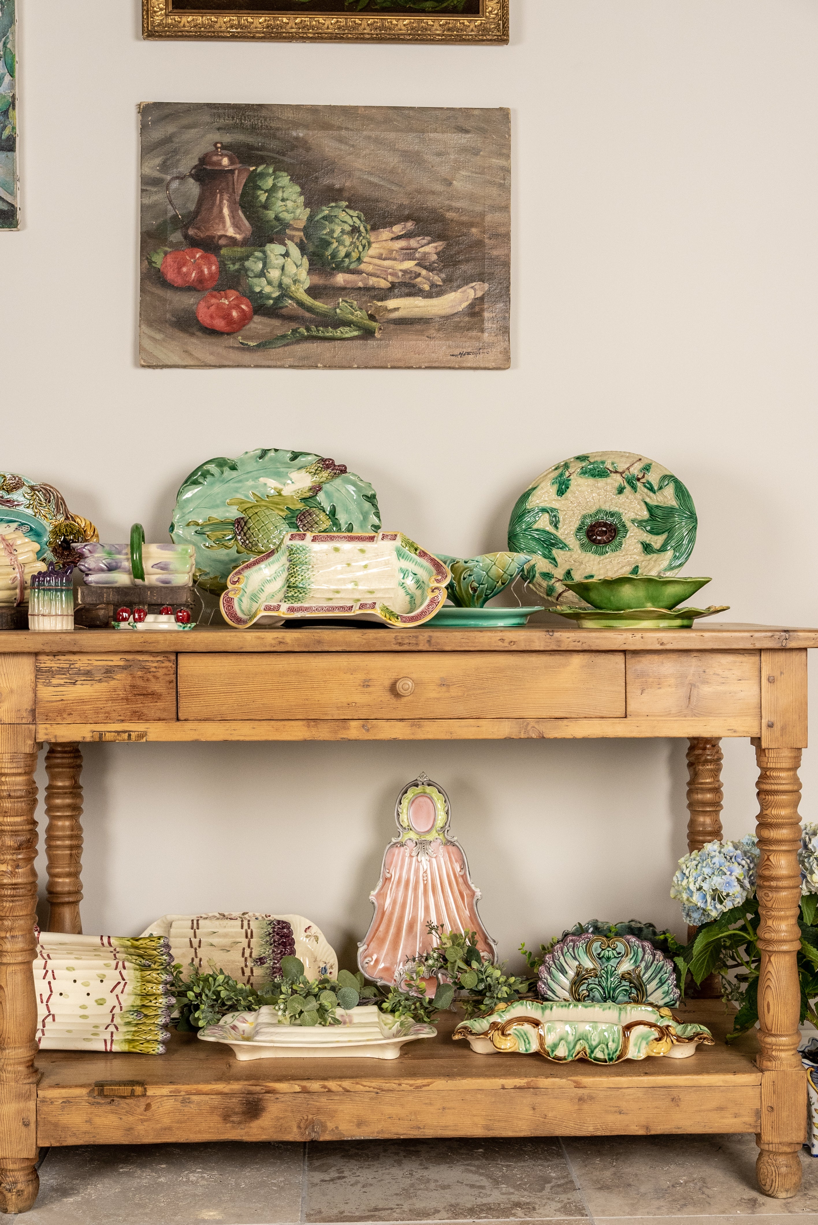 Longchamp majolica asparagus & artichoke platter - late 19th century 14½"
