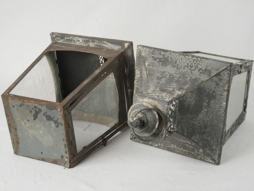 19th-century charm decorative lanterns