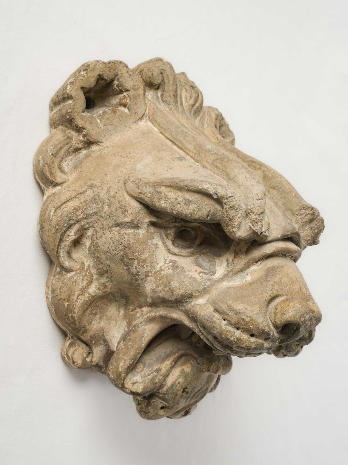 Antique flowing mane decorative piece