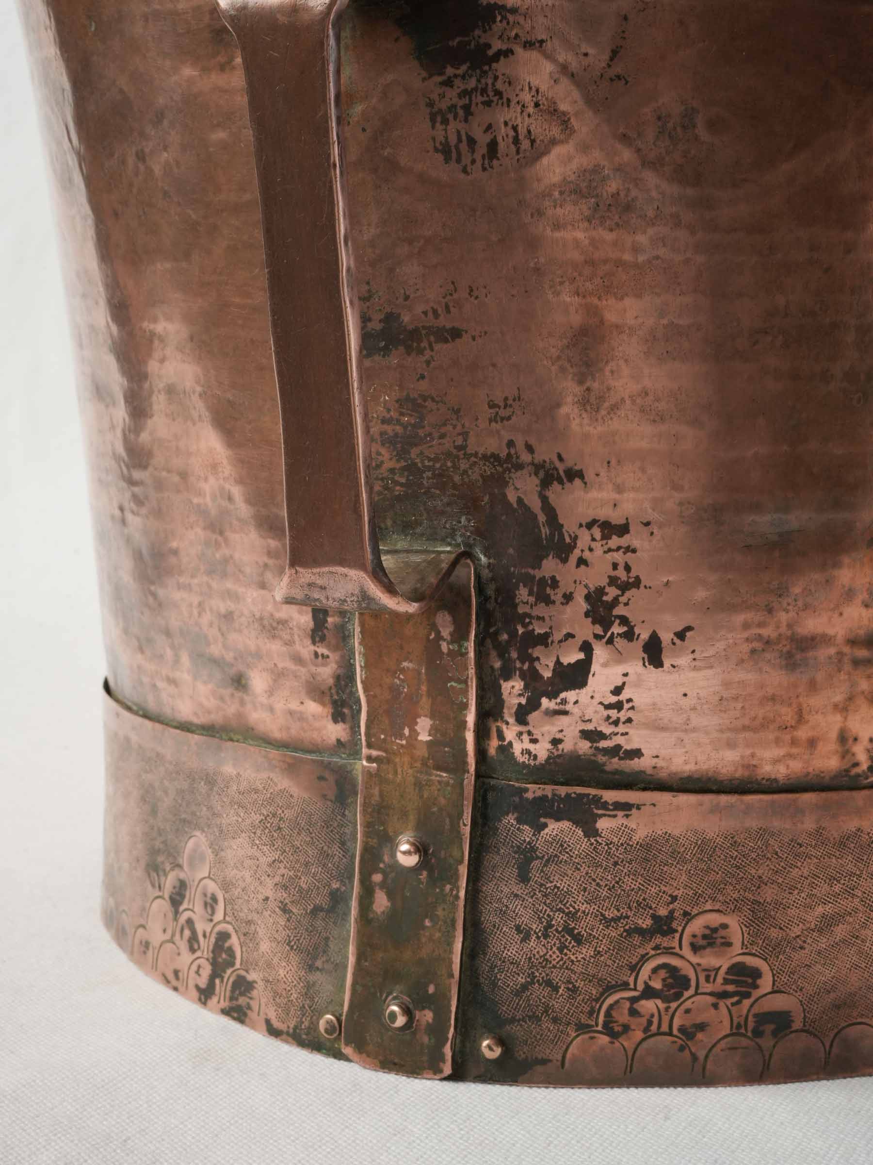 Handsome Provincial French Copper Ferrat Bucket, Late 19th Century - 11¾"