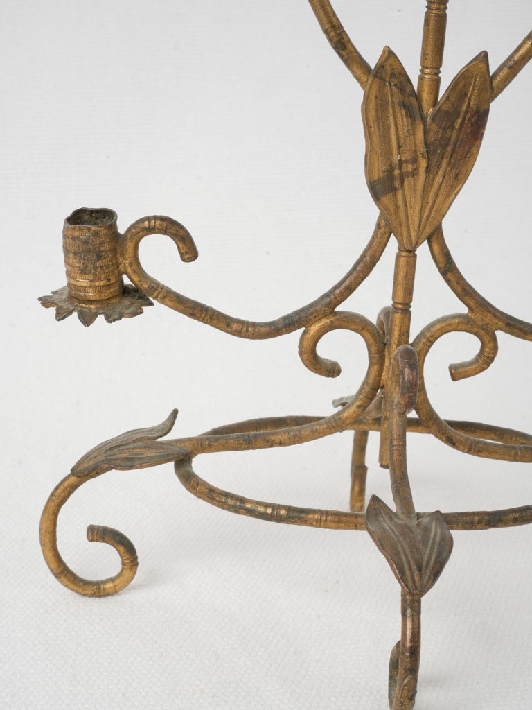 Playful lifelike parrot sculpture