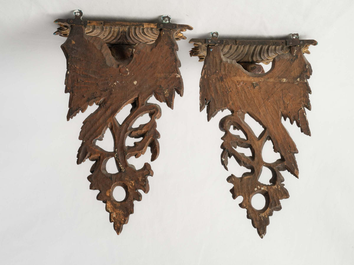 Pair of 19th-Century English Giltwood Wall Brackets w/ Fantastical Birds - 13¾"