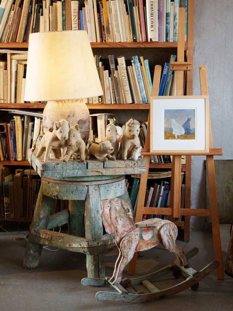 Small Contemporary Painting By Karibou - Les Chats du Bord de Mer - Cats By The Seashore - 14¼" x 14¼"