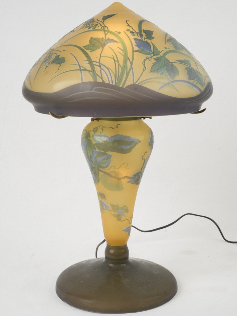 Exquisite vintage multilayered glass lamp