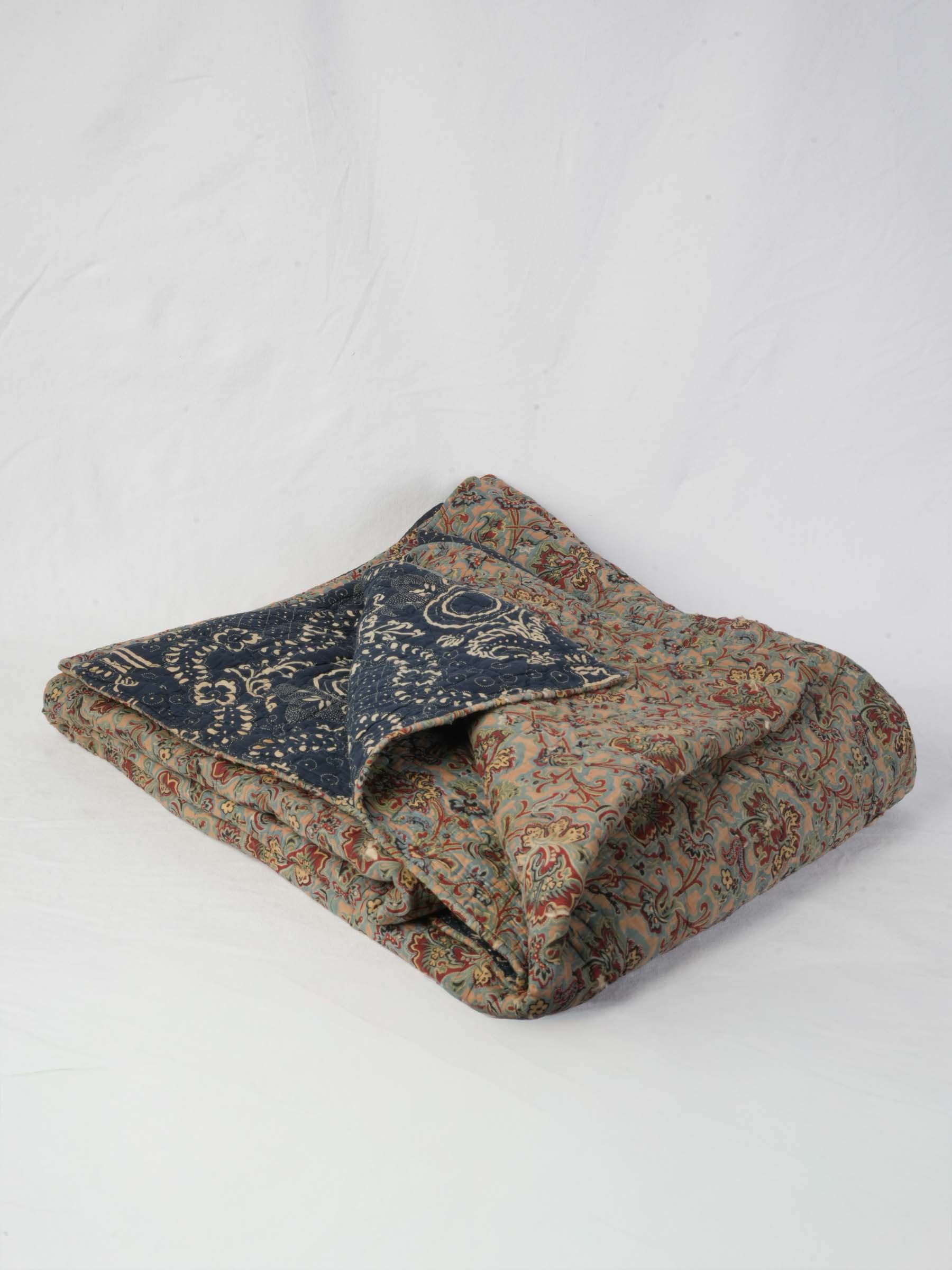 Late 18th-Century Provençal Boutis Coverlet in Indigo Toile de Nîmes - 94½" x 89¾"