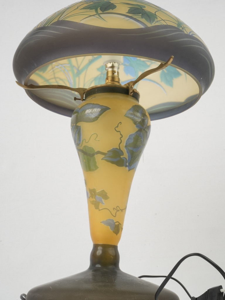 Sophisticated metallic finish lamp