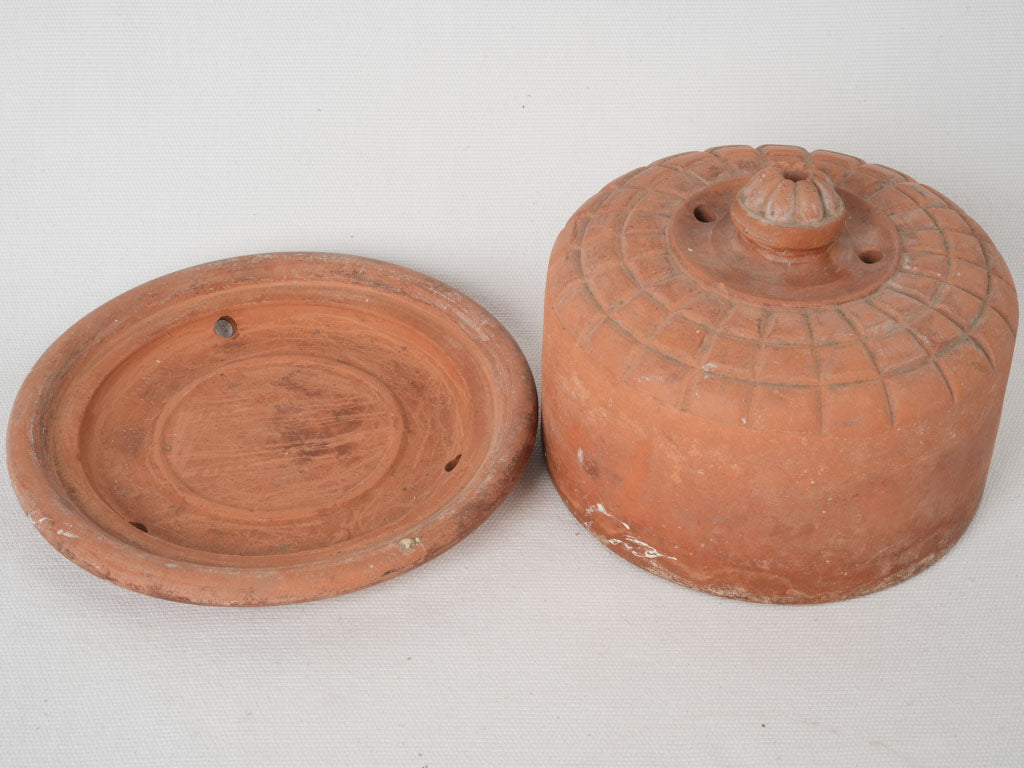 Provençal terracotta butter bell with carved lid